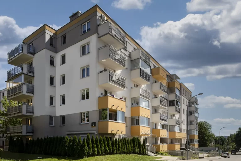 blok przy ulicy działkowej 6