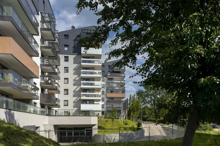 budynek wielorodzinny towarowa